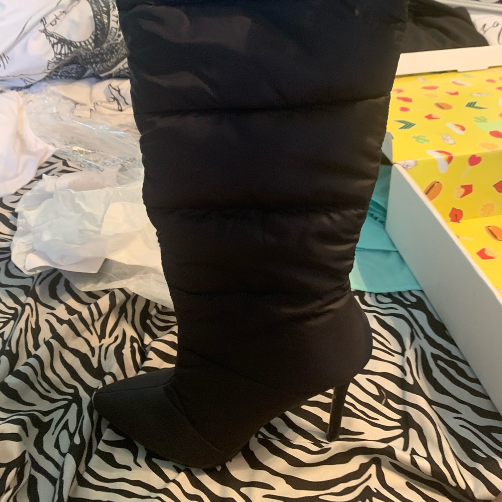 black booties